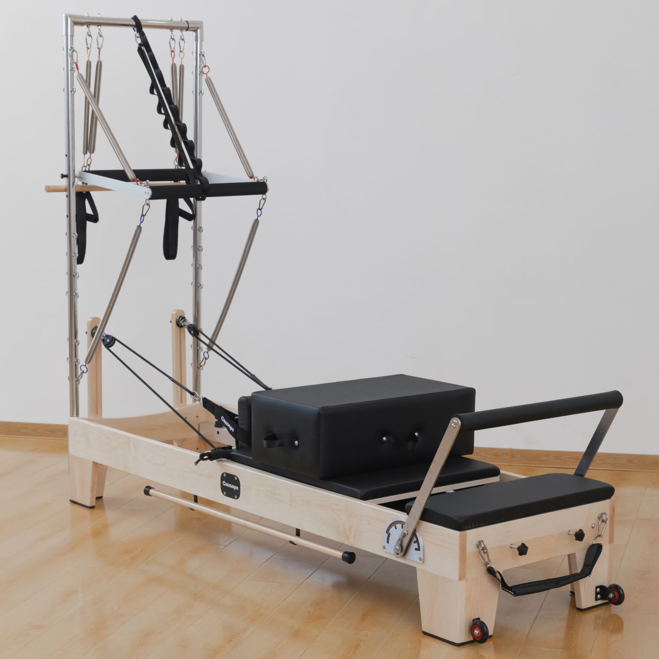 M1 Pro Classic Reformator s tornjem
